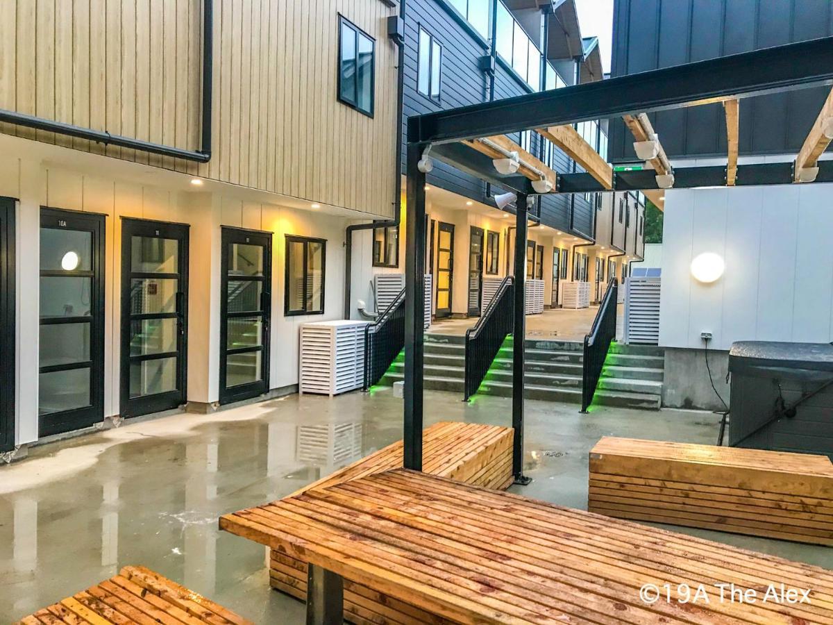Modern 2-Bedroom Apartment 7-Mins Walk To Queenstown Ngoại thất bức ảnh