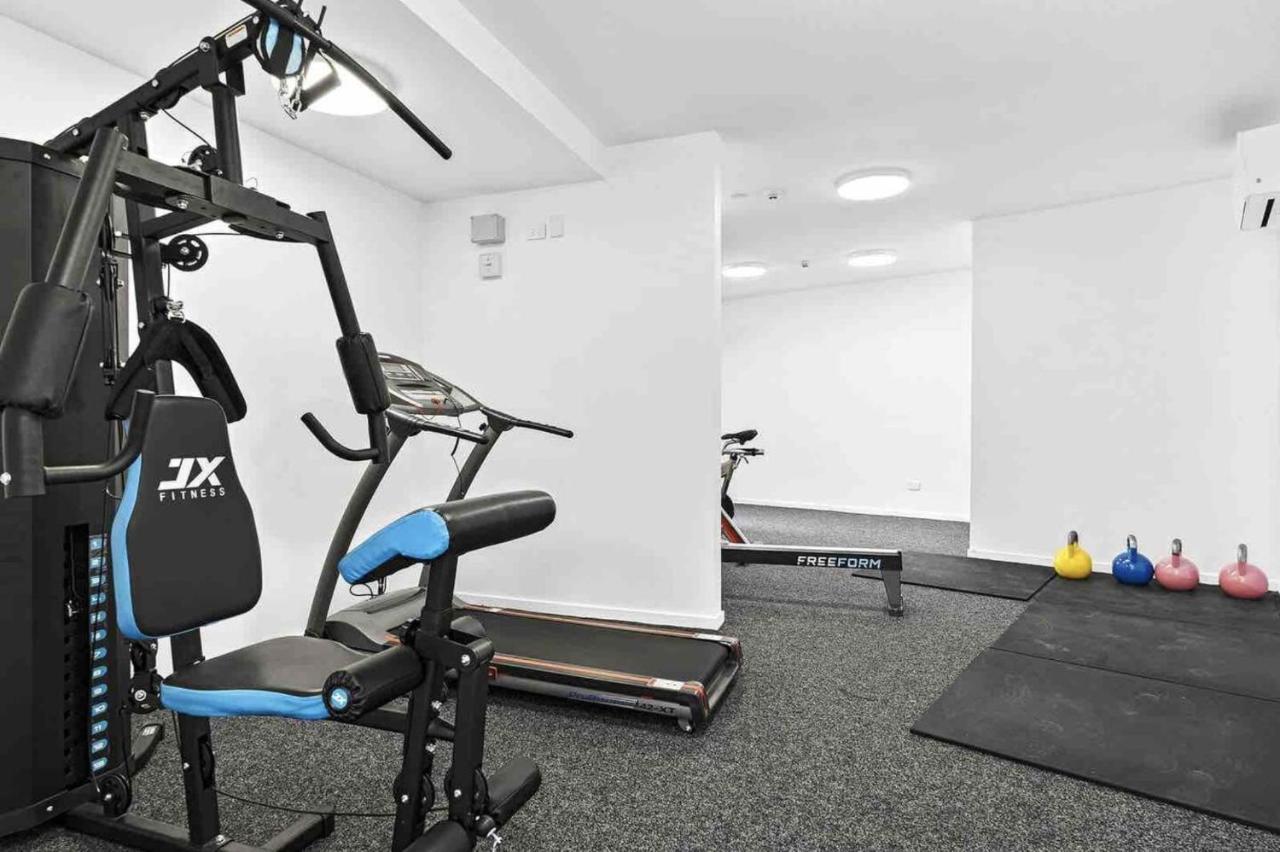 Modern 2-Bedroom Apartment 7-Mins Walk To Queenstown Ngoại thất bức ảnh