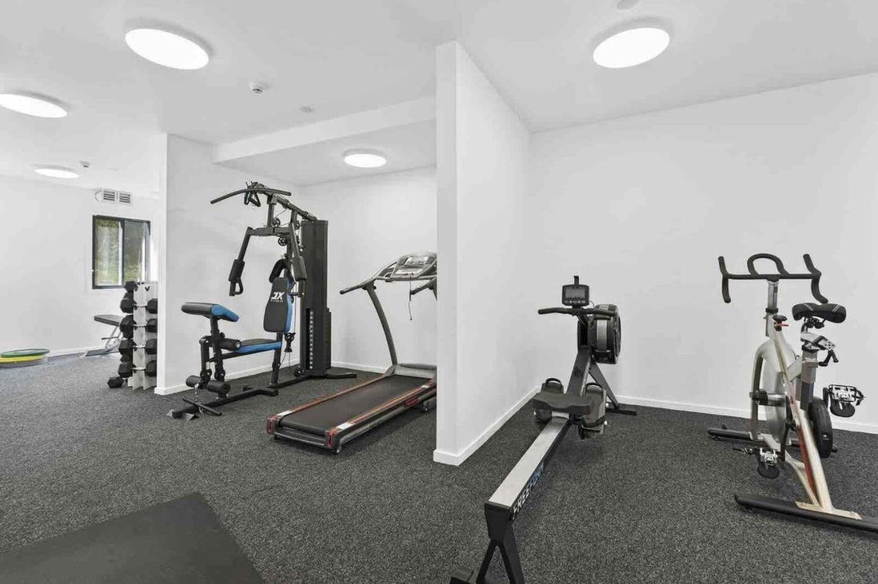 Modern 2-Bedroom Apartment 7-Mins Walk To Queenstown Ngoại thất bức ảnh